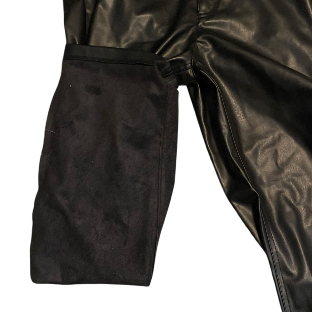 ZARA Black Faux Leather 90s Straight Leg Pants High Rise NWT Medium - Picture 8 of 9